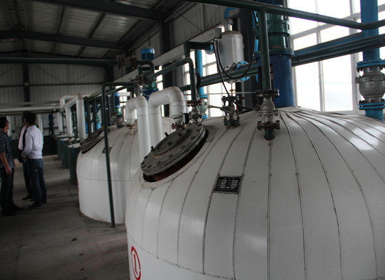 Cottonseed oil refinery plant