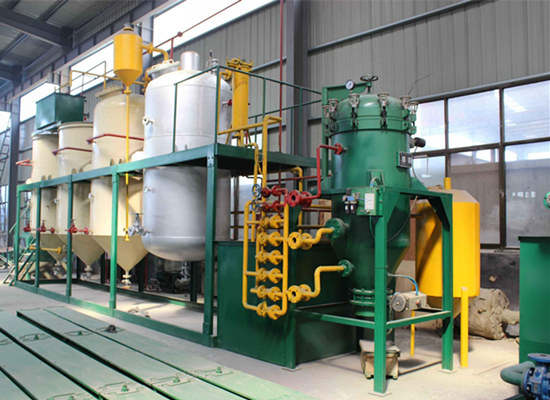 Physical refining of palm oil
