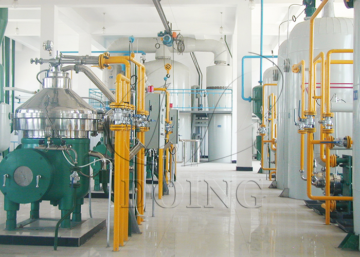 Edible oil refining machine photo