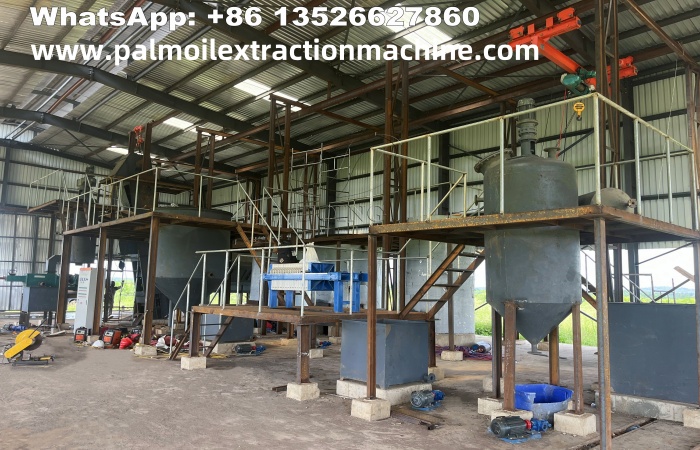 The photo of palm oil pressing equipment.jpg