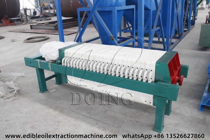 Peanut oil filtering machine.jpg