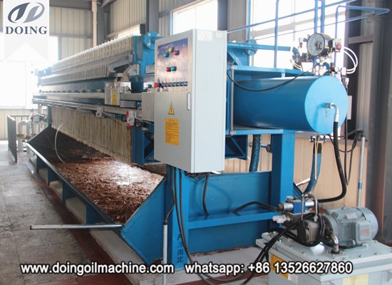 Automatic plate and frame filter press machine